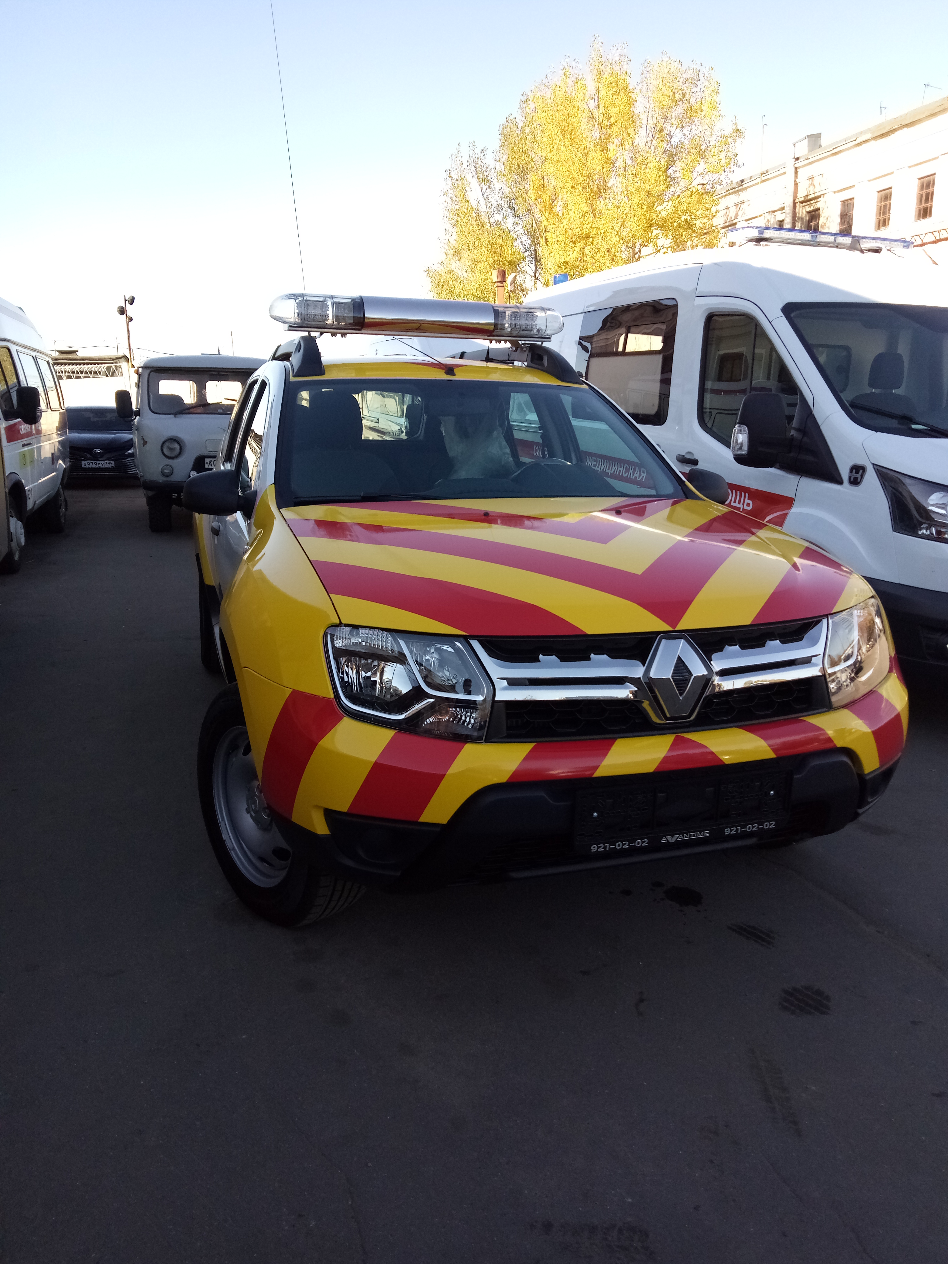 Спецавтомобиль Renault Duster Международный аэропорт Внуково